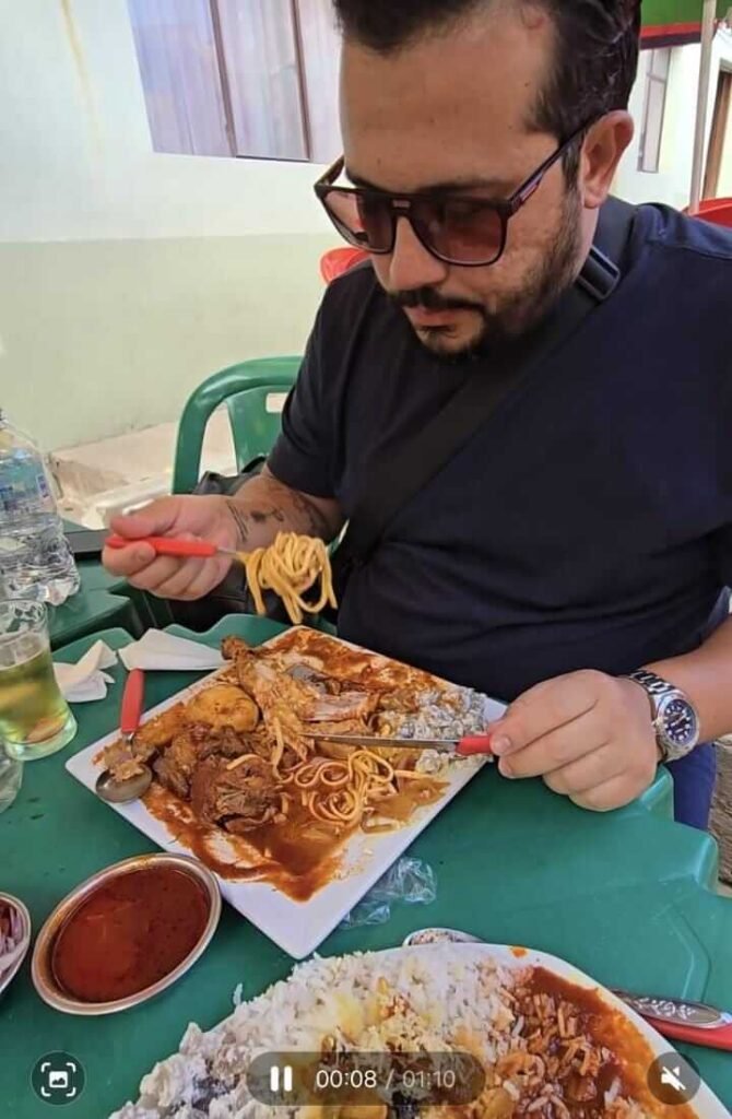 Rolos's Restaurant -COMIDA TIPICA - 