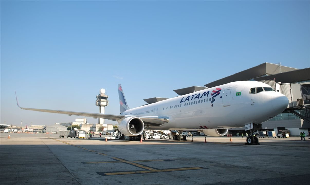 Latam alcança recorde de 3,6 milhões de passageiros no Brasil em julho de 2025 - Imagem do artigo original