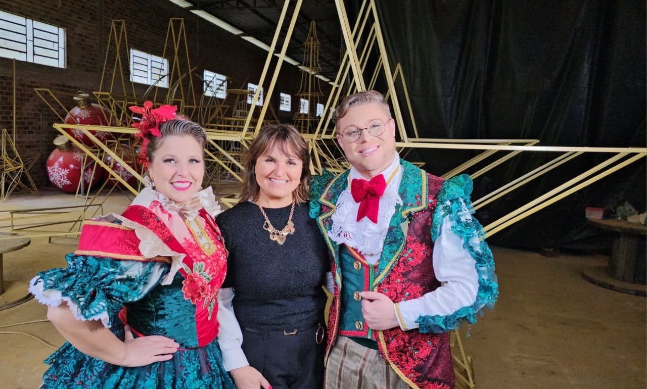 Natal Luz de Gramado completa 40 anos com decoração dourada e iluminação por energia solar - Imagem do artigo