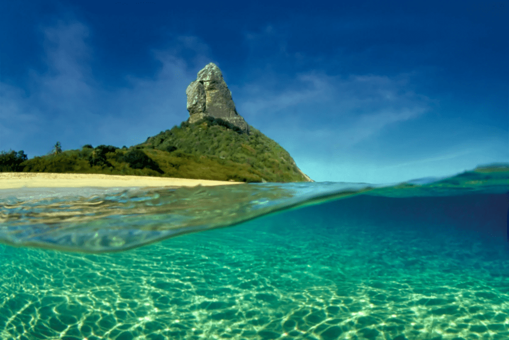 Fernando de Noronha confirma participação no Brazil Travel Market 2025 em Fortaleza - Imagem do artigo