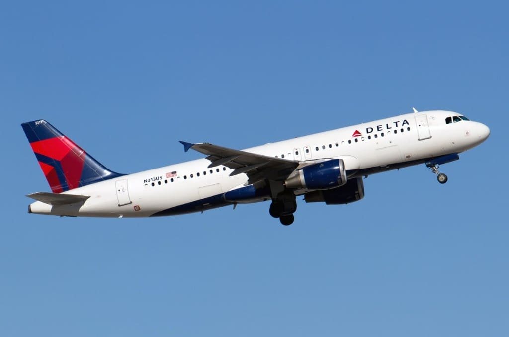 Delta amplia recursos do aplicativo Fly Delta e testa assistente de IA - Imagem do artigo